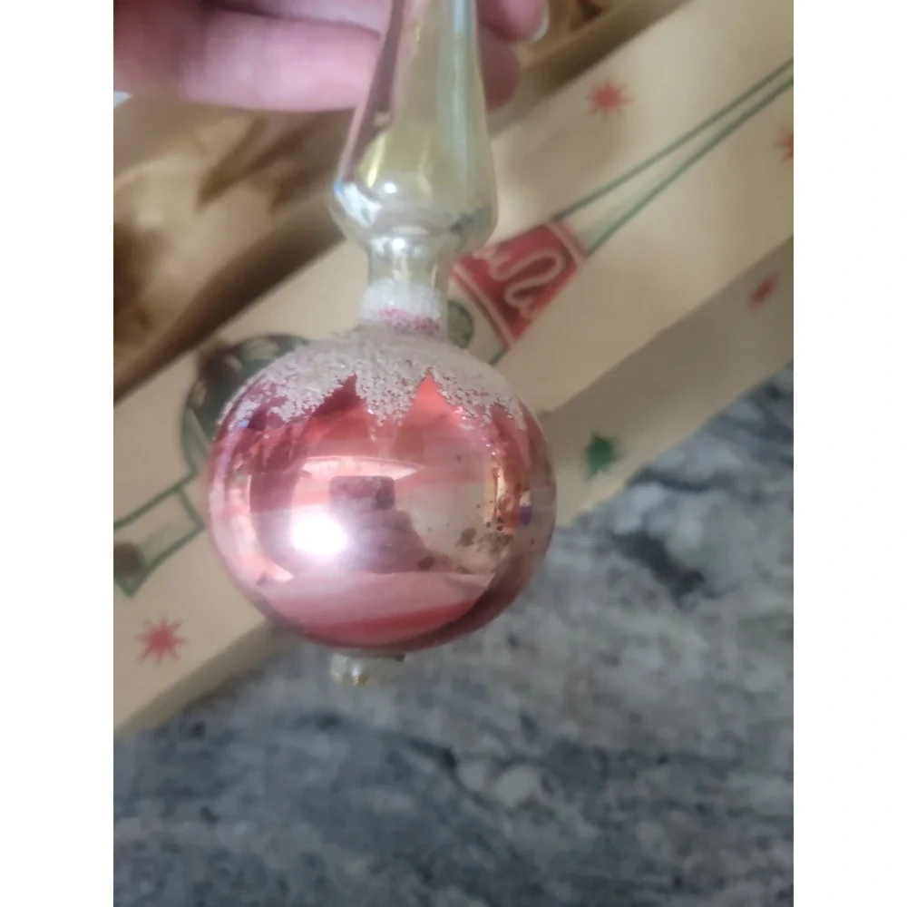 Vintage 1950s Shiny Brite 9